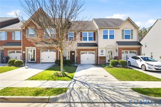 8962 Ringview Dr, Mechanicsville, VA 23116