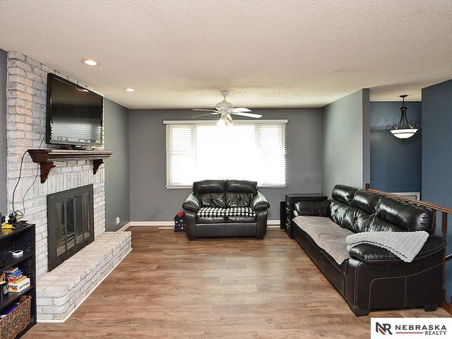 1112 SW 10th Circle, Lincoln, NE 68522