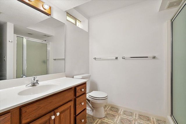 2400 Pine Hill Court, St. Joseph Twp, MI 49085