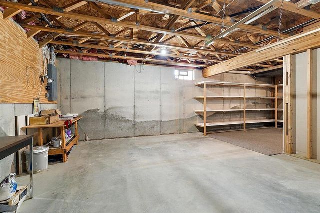 2400 Pine Hill Court, St. Joseph Twp, MI 49085
