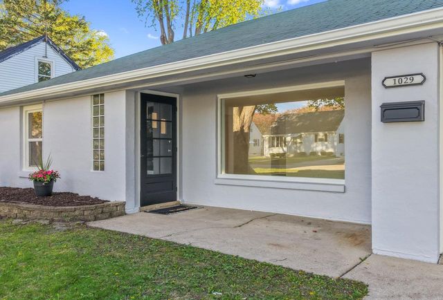 1029 NEVILLE AVENUE, Green Bay, WI 54303
