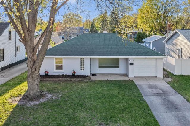 1029 NEVILLE AVENUE, Green Bay, WI 54303