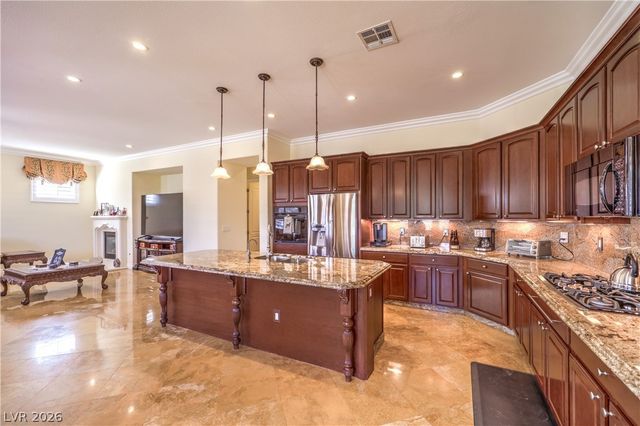 2252 Savannah River Street, Henderson, NV 89044