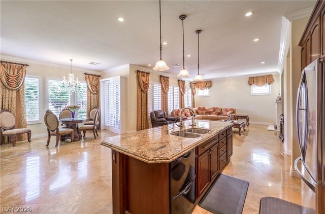 2252 Savannah River Street, Henderson, NV 89044