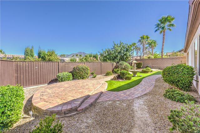 2252 Savannah River Street, Henderson, NV 89044