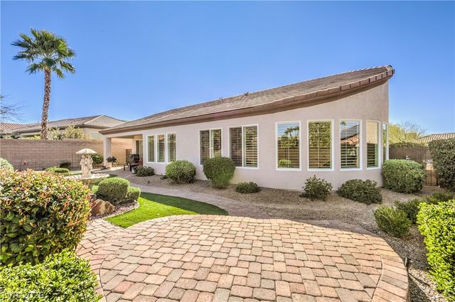 2252 Savannah River Street, Henderson, NV 89044