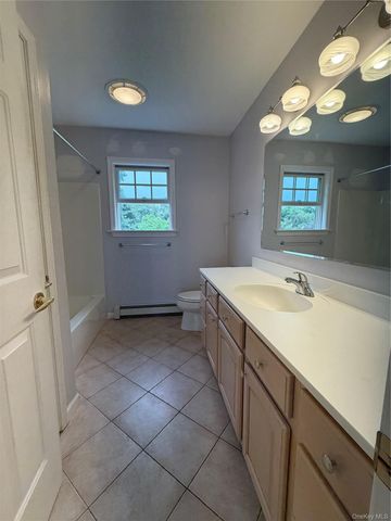 5 Gualtiere Lane, Ossining, NY 10562