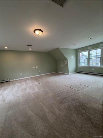 5 Gualtiere Lane, Ossining, NY 10562