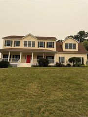 5 Gualtiere Lane, Ossining, NY 10562