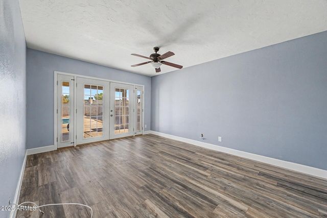 5707 W Cholla Street, Glendale, AZ 85304