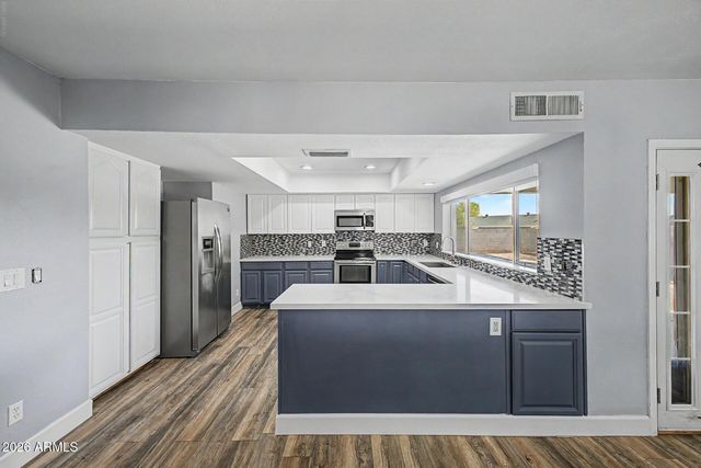 5707 W Cholla Street, Glendale, AZ 85304