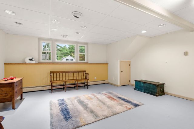 91 Old Derry Road, Londonderry, NH 03053
