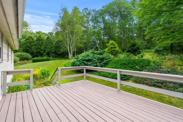 91 Old Derry Road, Londonderry, NH 03053