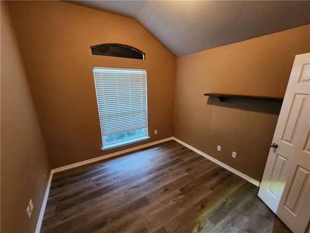 3826 Los Arroyos Dr, Corpus Christi, TX 78414