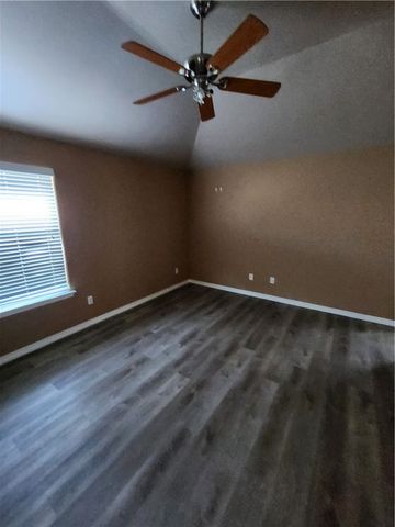 3826 Los Arroyos Dr, Corpus Christi, TX 78414