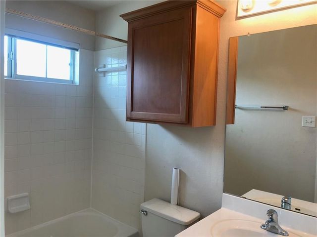 1481 E Old Settlers BLVD 802, Round Rock, TX 78664