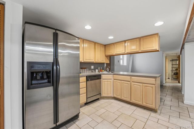 2952 Miles Avenue, Bronx, NY 10465