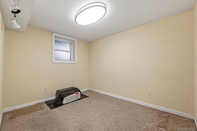 2952 Miles Avenue, Bronx, NY 10465
