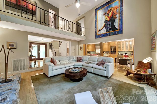 6512 Carmel Hills Drive, Charlotte, NC 28226
