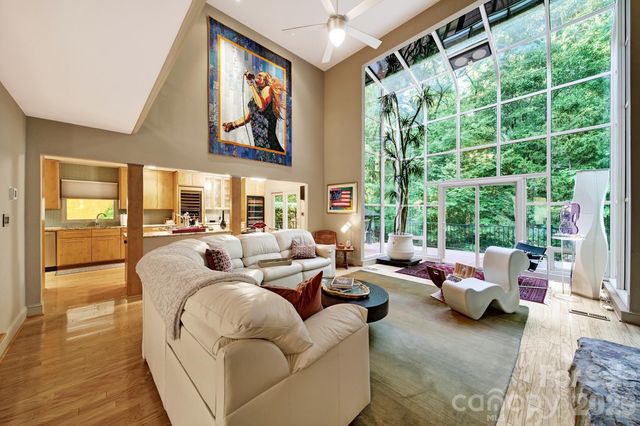 6512 Carmel Hills Drive, Charlotte, NC 28226