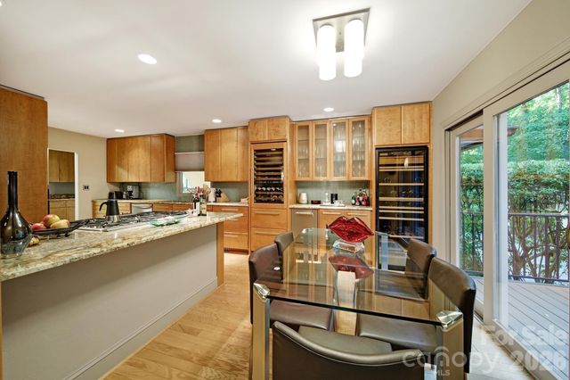 6512 Carmel Hills Drive, Charlotte, NC 28226