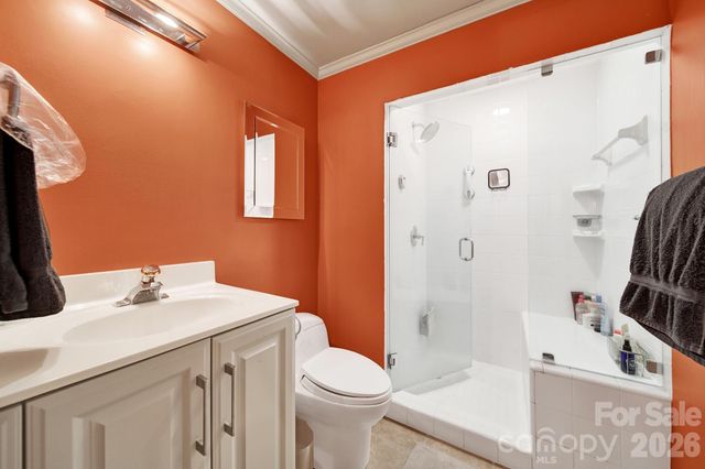 6512 Carmel Hills Drive, Charlotte, NC 28226