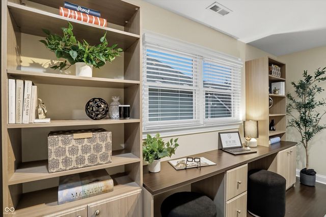 2009 Ruckle Street, Indianapolis, IN 46202