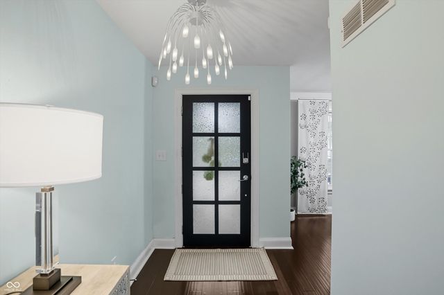 2009 Ruckle Street, Indianapolis, IN 46202