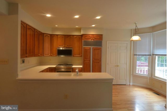 8173 BOSS ST, Vienna, VA 22182