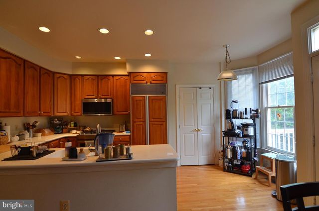 8173 BOSS ST, Vienna, VA 22182