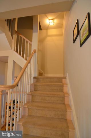 8173 BOSS ST, Vienna, VA 22182