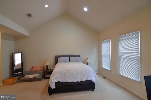 8173 BOSS ST, Vienna, VA 22182