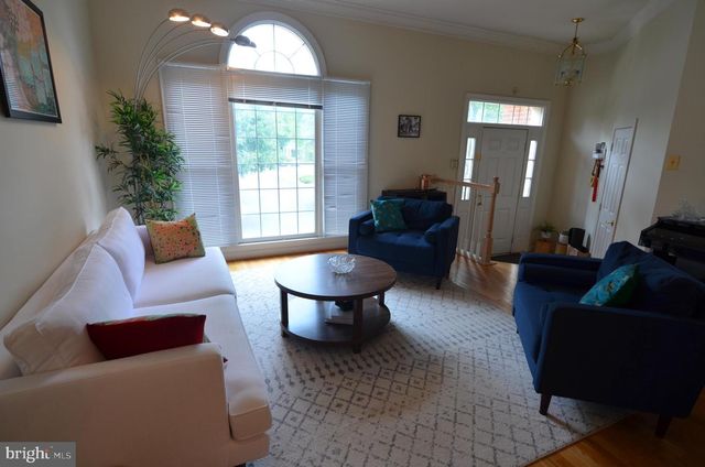8173 BOSS ST, Vienna, VA 22182