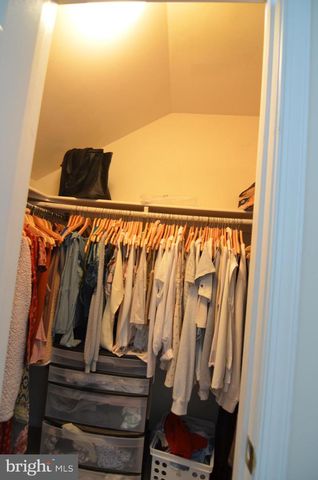 8173 BOSS ST, Vienna, VA 22182