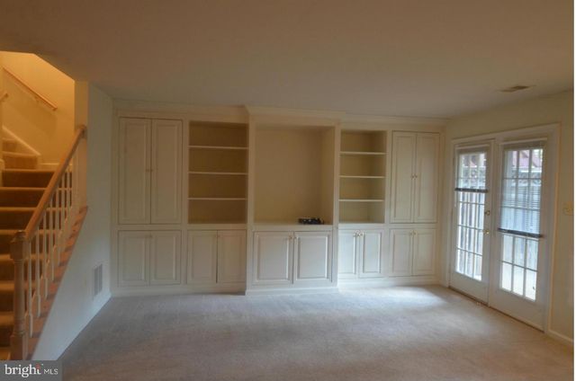 8173 BOSS ST, Vienna, VA 22182