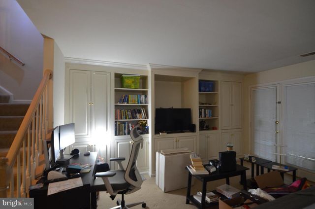 8173 BOSS ST, Vienna, VA 22182