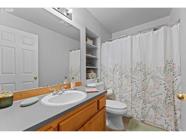 223 Ne 76TH Ave, Hillsboro, OR 97124