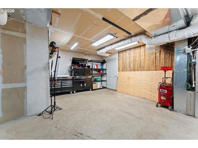 223 Ne 76TH Ave, Hillsboro, OR 97124