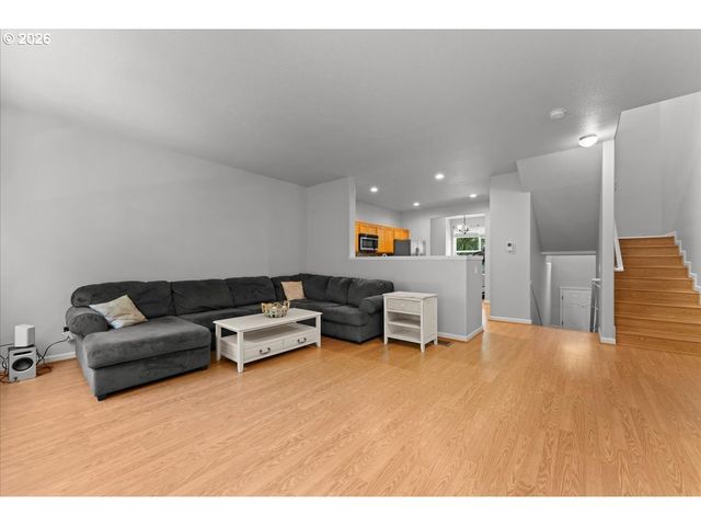 223 Ne 76TH Ave, Hillsboro, OR 97124