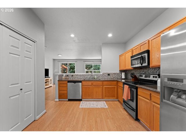 223 Ne 76TH Ave, Hillsboro, OR 97124