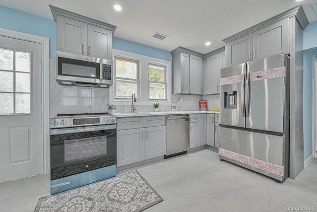 7 Joan Avenue, Centereach, NY 11720