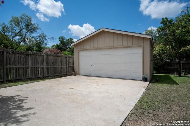 5830 Gomer Pyle, San Antonio, TX 78240