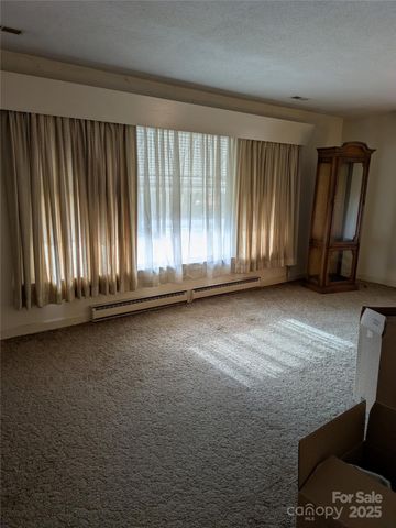 204 Morlan Park Road, Salisbury, NC 28146