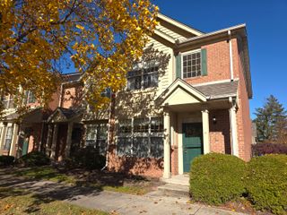 2933 Churchill Lane, Highland, IN 46322