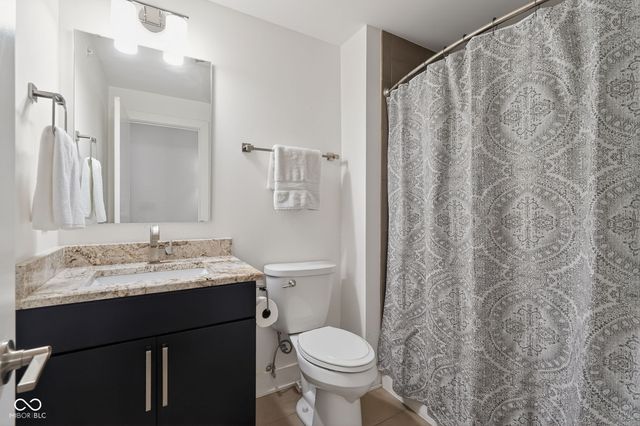 110 E North Street, Indianapolis, IN 46204