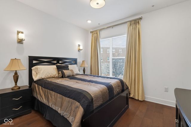 110 E North Street, Indianapolis, IN 46204