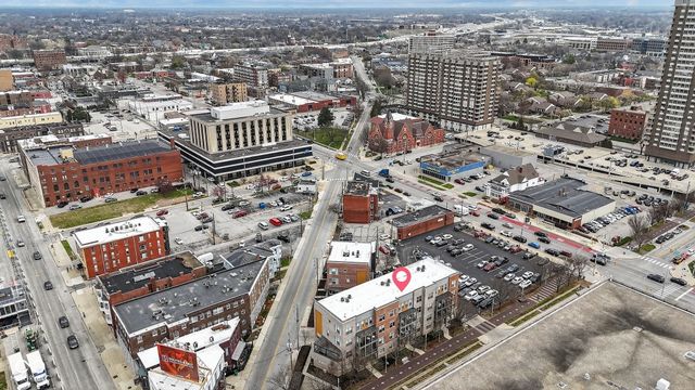 110 E North Street, Indianapolis, IN 46204