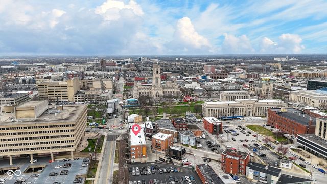 110 E North Street, Indianapolis, IN 46204