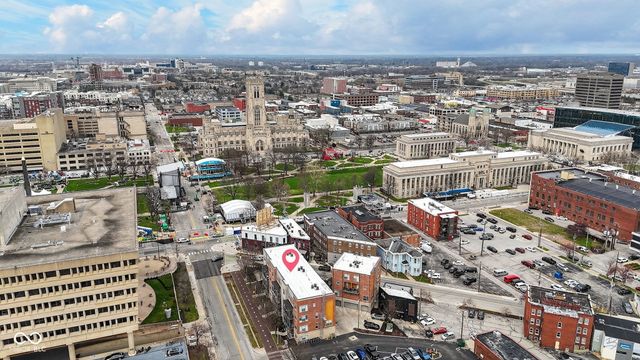 110 E North Street, Indianapolis, IN 46204