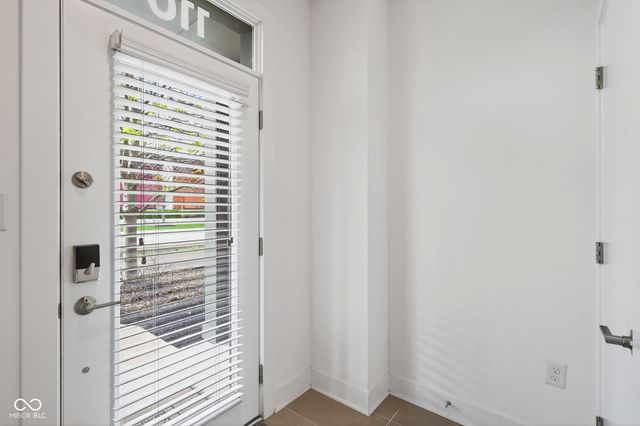 110 E North Street, Indianapolis, IN 46204